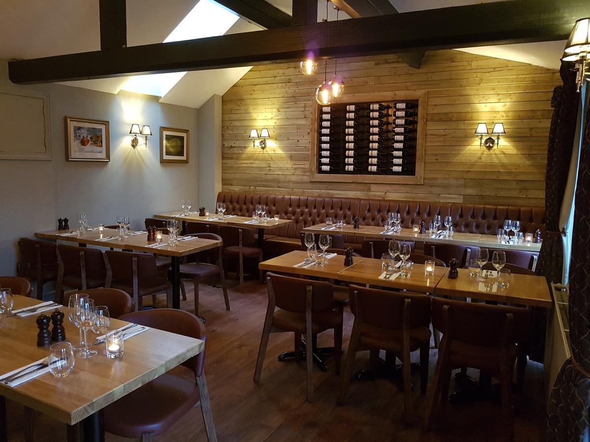 The Angel Inn وارمينستر المظهر الخارجي الصورة
